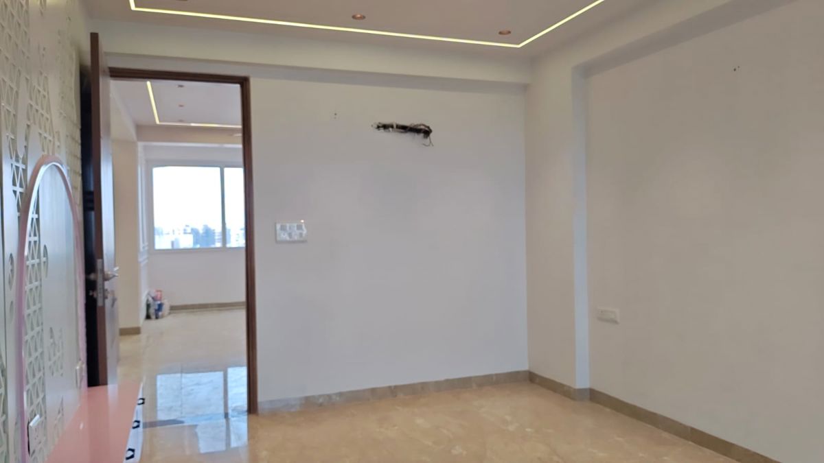 3 BHK + Pooja Room Apartment For Rent in Sector 4 Dwarka