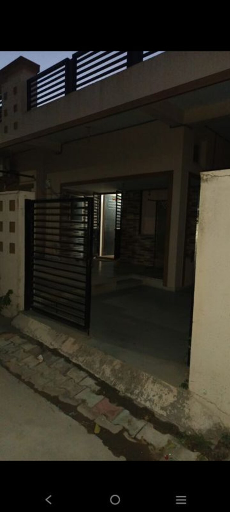 Room, preksha-keshav-bunglows 1.5 Bedroom 1200 Sq.Ft. Apartment In Chandkheda Ahmedabad 9988423