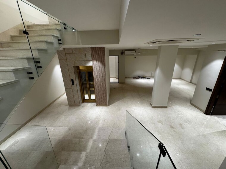 Kitchen, gulmohar park 4 Bedroom 300 Sq.Yd. Builder Floor In Gulmohar Park Delhi 9988605