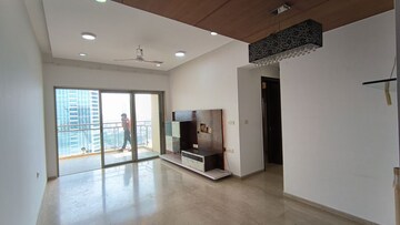 Room in 3 BHK Apartment at Lodha Grandeur, Prabhadevi – for Rent