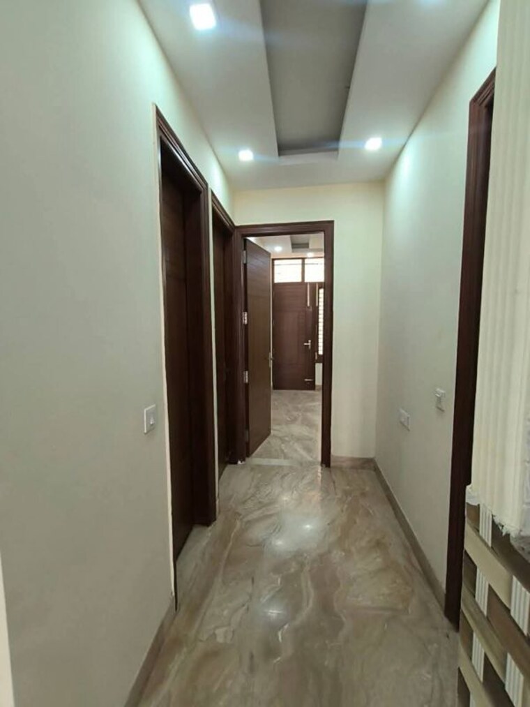 undefined, saket 3 Bedroom 1800 Sq.Ft. Builder Floor In Saket Delhi 9988678