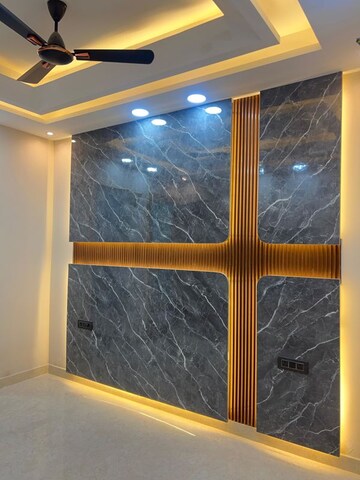 Bedroom in 3 BHK Builder Floor at BPTP Parkland Pride, Sector 77 – for Sale