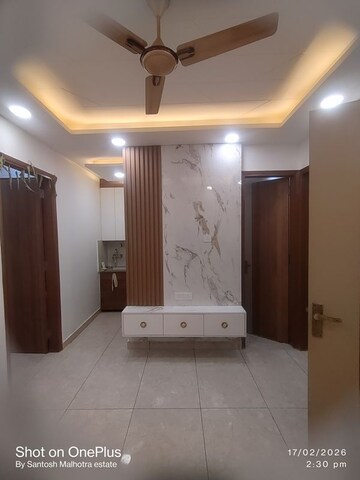 Living Room in 2 BHK Builder Floor at Dwarka Mor – for Rent