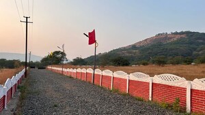  Plot – Exterior View View at Takawe bk - for Sale