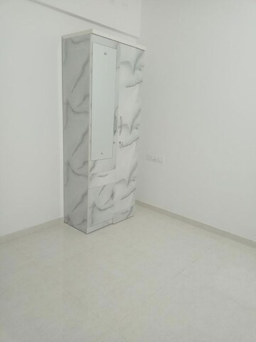 Room in 2 BHK Apartment at Pride Manhattan, Charholi Budruk – for Sale