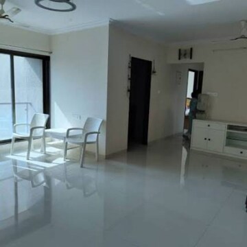 2 BHK Apartment For Sale in Kandivali West