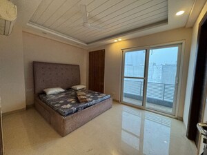 Room in 2 BHK Apartment at Palm Residency Chhatarpur, Rajpur Khurd Extension – for Rent