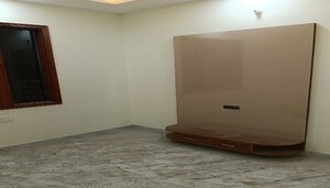 Room in 2.5 BHK Builder Floor at Shankarpura – for Sale