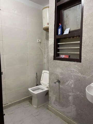 Bathroom in 1 BHK Builder Floor at Saket – for Rent