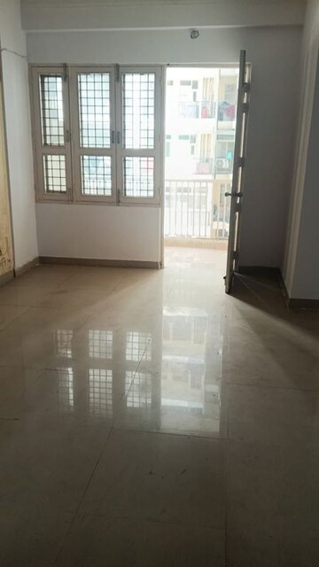 Room in 3 BHK Apartment at Gulmohur Garden, Raj Nagar Extension – for Sale