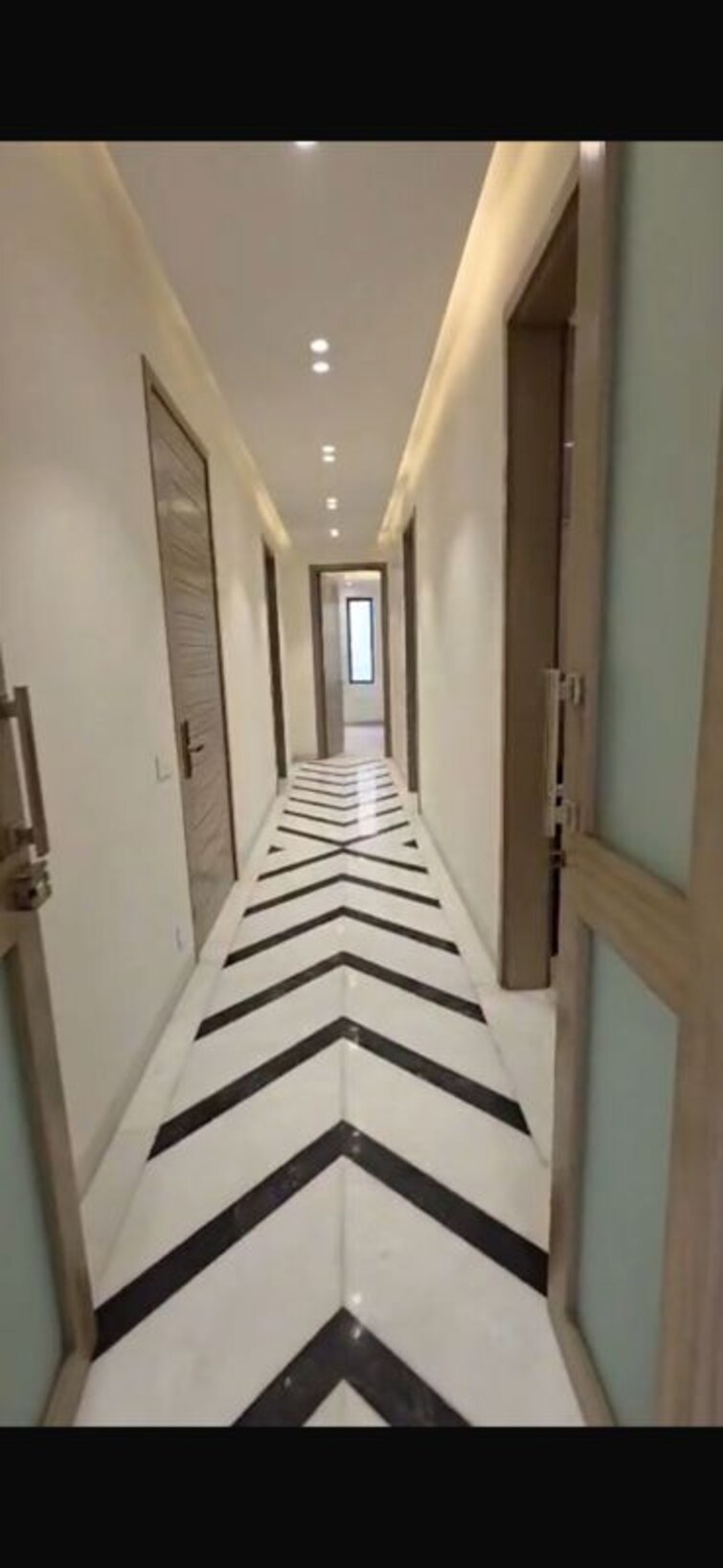 Cover Image, anand niketan 4 Bedroom 380 Sq.Yd. Builder Floor In Anand Niketan Delhi 9989199