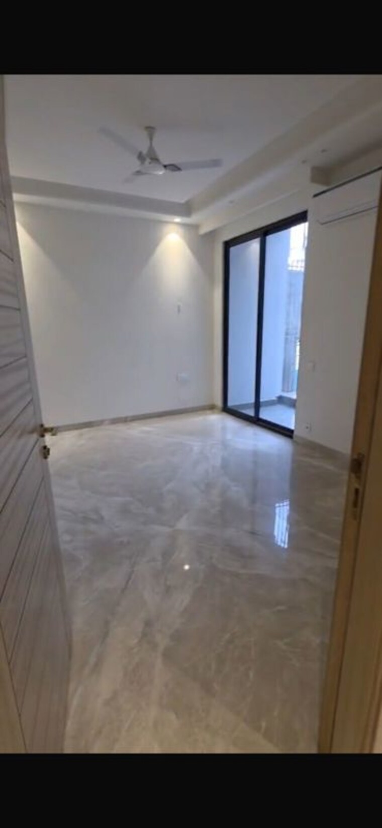 Room, anand niketan 4 Bedroom 380 Sq.Yd. Builder Floor In Anand Niketan Delhi 9989199