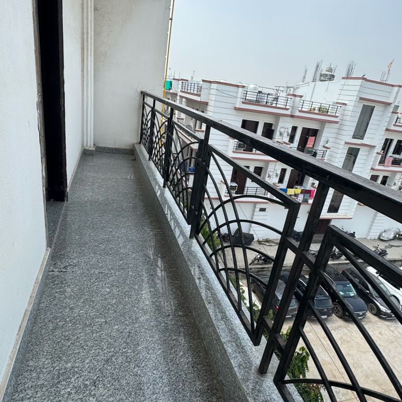 1 BHK + Servant Room Apartment For Rent in Palm Residency Chhatarpur