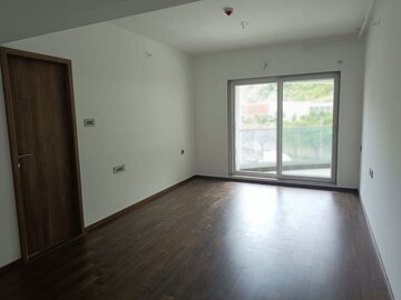 Room in 5 BHK Apartment at Pride Atlantic, Charholi Budruk – for Sale