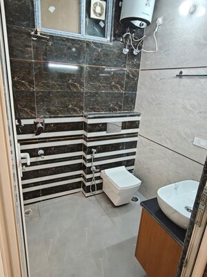 Staircase in 2.5 BHK Builder Floor at M3M Antalya Hills, Sector 79 – for Sale