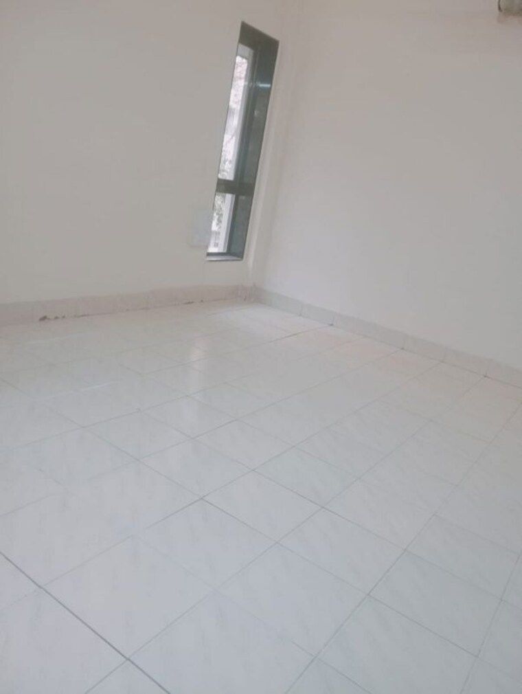 Room, bandra west 2 Bedroom 700 Sq.Ft. Apartment In Bandra West Mumbai 9989348