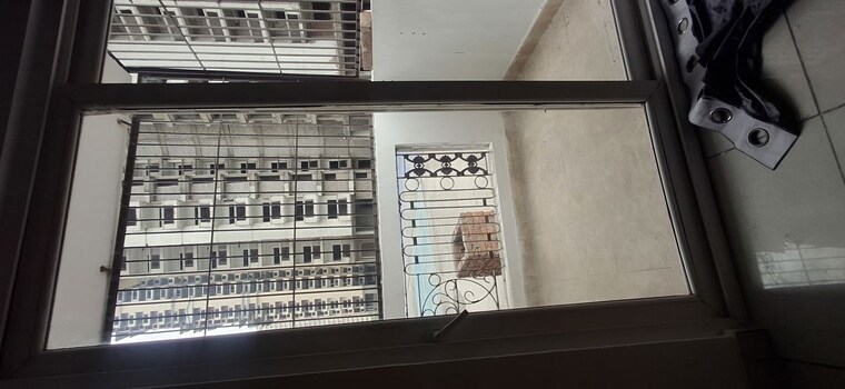 Room, supertech-the-romano 2 Bedroom 1020 Sq.Ft. Apartment In Sector 118 Noida 9989547