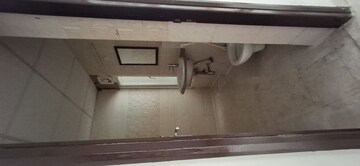 Bathroom in 2 BHK Apartment at Supertech The Romano, Sector 118 – for Rent