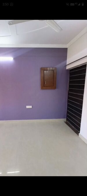 Room in 3 BHK Apartment at Sector 13 Dwarka – for Rent