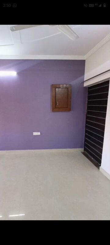 Room in 3 BHK Apartment at Sector 13 Dwarka – for Rent