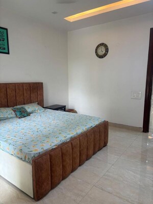 Bedroom in 3 BHK Builder Floor at Unitech South City II, Sector 50 – for Rent