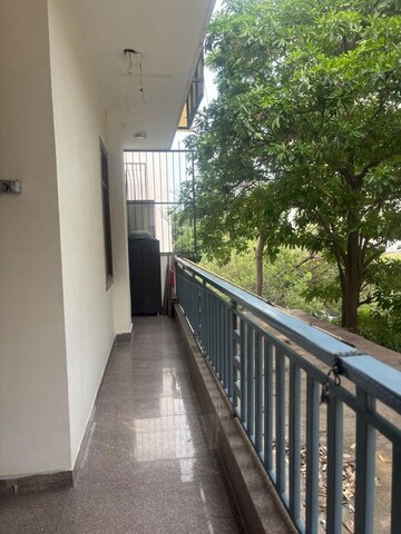 Balcony in 3 BHK Builder Floor at Unitech South City II, Sector 50 – for Rent