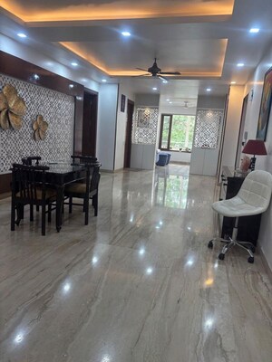 Living Room in 3 BHK Builder Floor at Unitech South City II, Sector 50 – for Rent