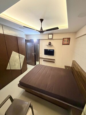 Bedroom in 2 BHK Apartment at Jaydeep Park, Majiwada – for Rent