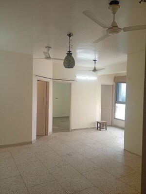 Room in 3 BHK Apartment at Sector 4 Dwarka – for Rent