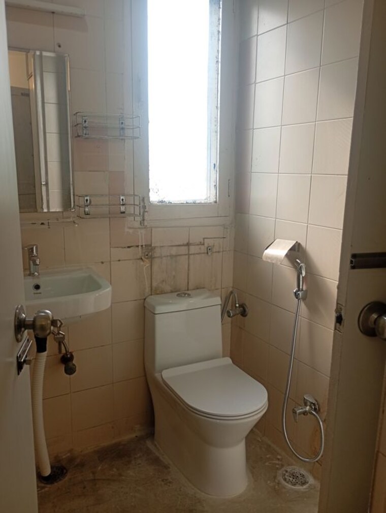 Bathroom, sector 4 dwarka 3 Bedroom 1600 Sq.Ft. Apartment In Sector 4 Dwarka Delhi 9989990