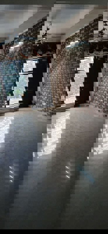 3 BHK 1600 Sq.Ft. Builder Floor in Unitech South City II