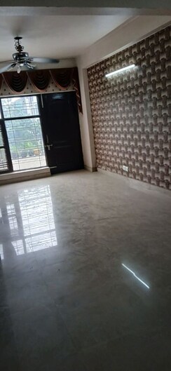 3 BHK Builder Floor For Rent in Unitech South City II