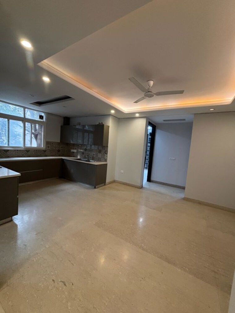 Room, sushant-vyapaar-kendra 6+ Bedroom 2700 Sq.Ft. Villa In Sector 43 Gurgaon 9989994