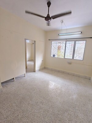 Room in 1 BHK Apartment at New Tulip CHS, Kandivali East – for Rent