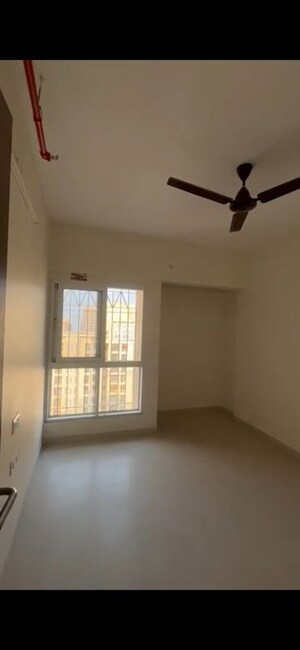 Room in 2 BHK Apartment at Dosti West County, Balkum Pada – for Rent