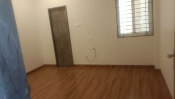 Room in 4 BHK Independent House at Vasant Vihar – for Rent