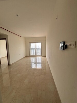 2 BHK Apartment For Rent in Shapoorji Pallonji BKC 28, Bandra East