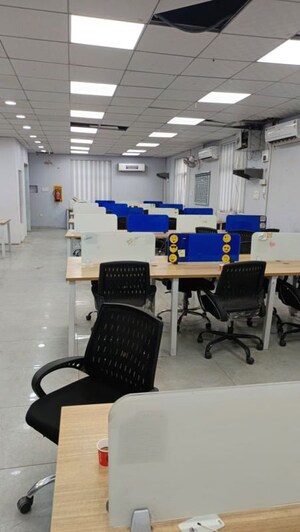  Office Space For Rent in Sector 4