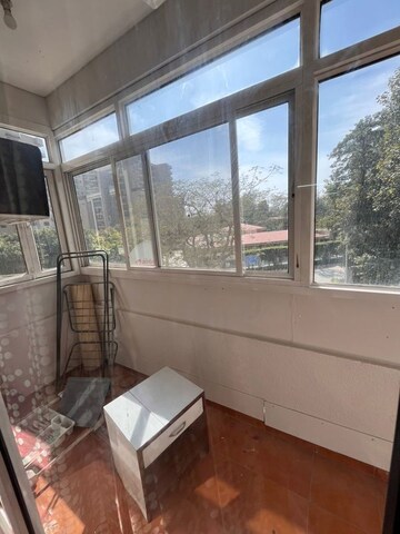 Kitchen in 3 BHK Builder Floor at DLF City Phase IV, Dlf Phase iv – for Rent