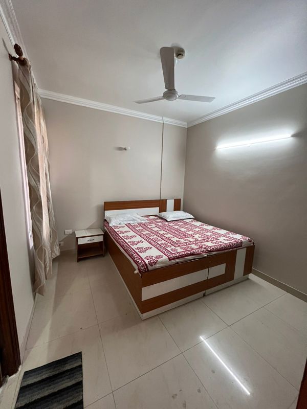 3 BHK Builder Floor For Rent in DLF City Phase IV