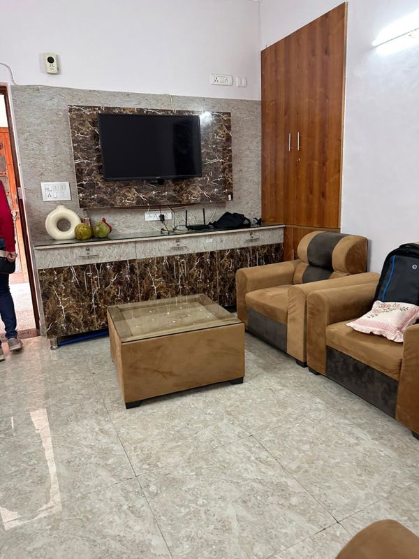 3 BHK Builder Floor For Rent in DLF City Phase IV