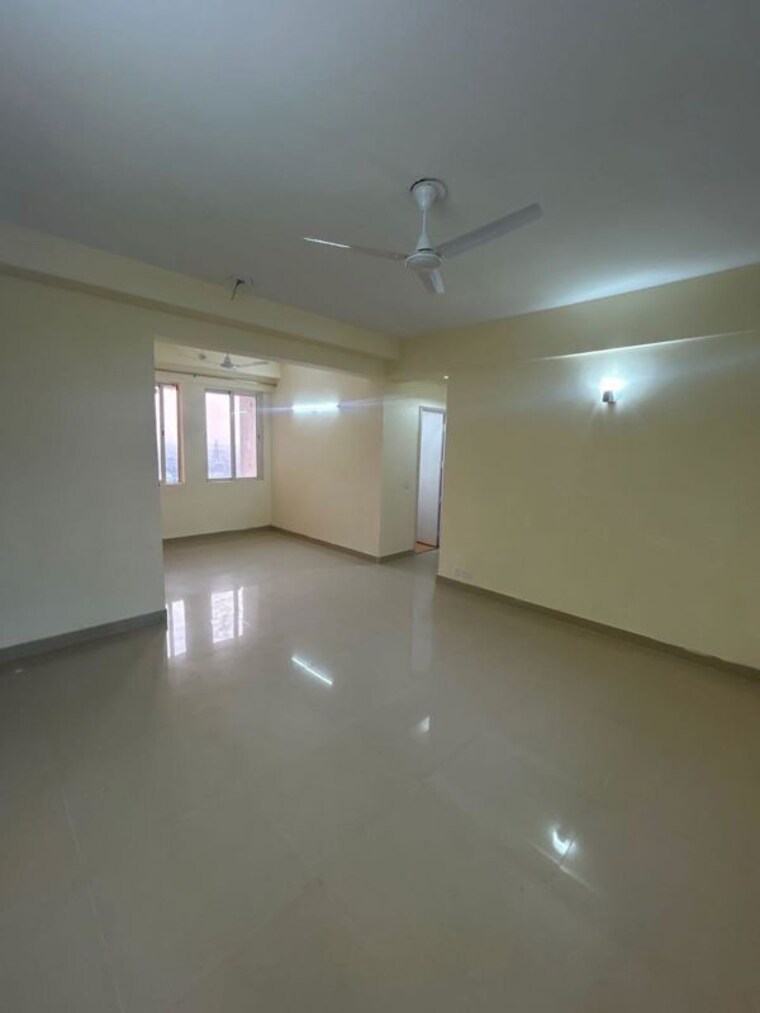 Room, jaypee-greens-kensington-park-apartment-heights 3 Bedroom 1650 Sq.Ft. Apartment In Sector 133 Noida 9990221