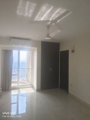 3 BHK Builder Floor For Rent in DLF City Phase IV, Dlf Phase iv