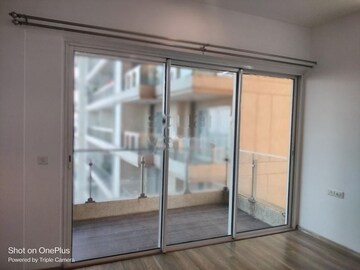 Room in 2 BHK Apartment at LnT Realty Crescent Bay, Parel – for Rent