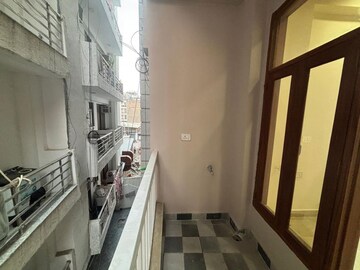 Balcony in 1 BHK Builder Floor at Saket – for Rent