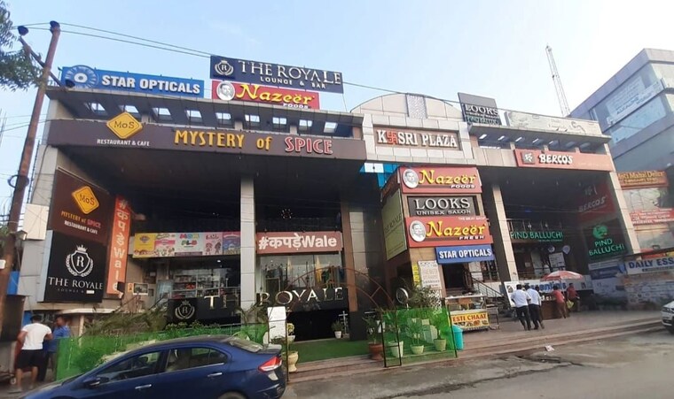 Exterior View, kirti nagar Commercial Shop 2950 Sq.Ft. In Kirti Nagar Delhi 9990380