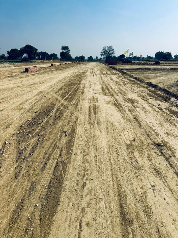 Plot For Sale in Sultanpur Road