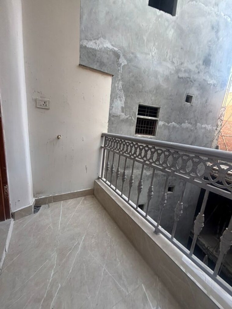 Balcony, saket 1 Bedroom 600 Sq.Ft. Builder Floor In Saket Delhi 9990666