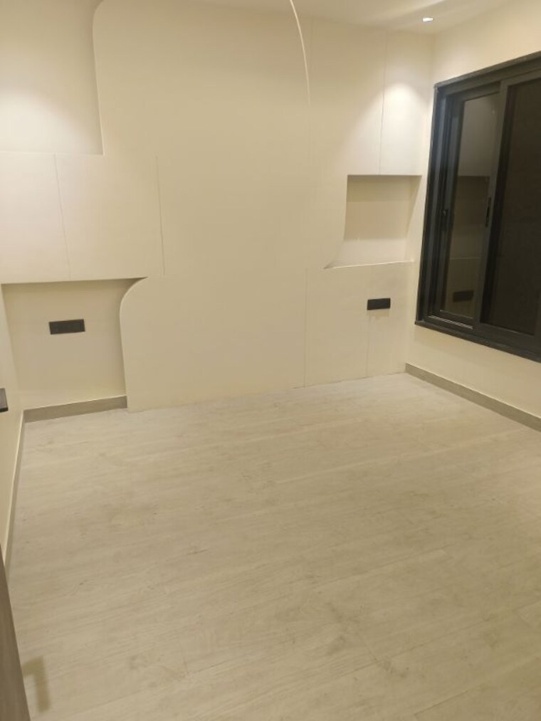 Room, ss-100 4 Bedroom 2300 Sq.Ft. Builder Floor In Sector 49 Gurgaon 9990748