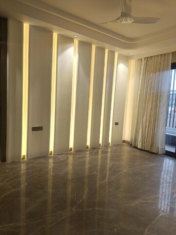 Building Lobby in 4 BHK Builder Floor at SS 100, Sector 49 – for Rent